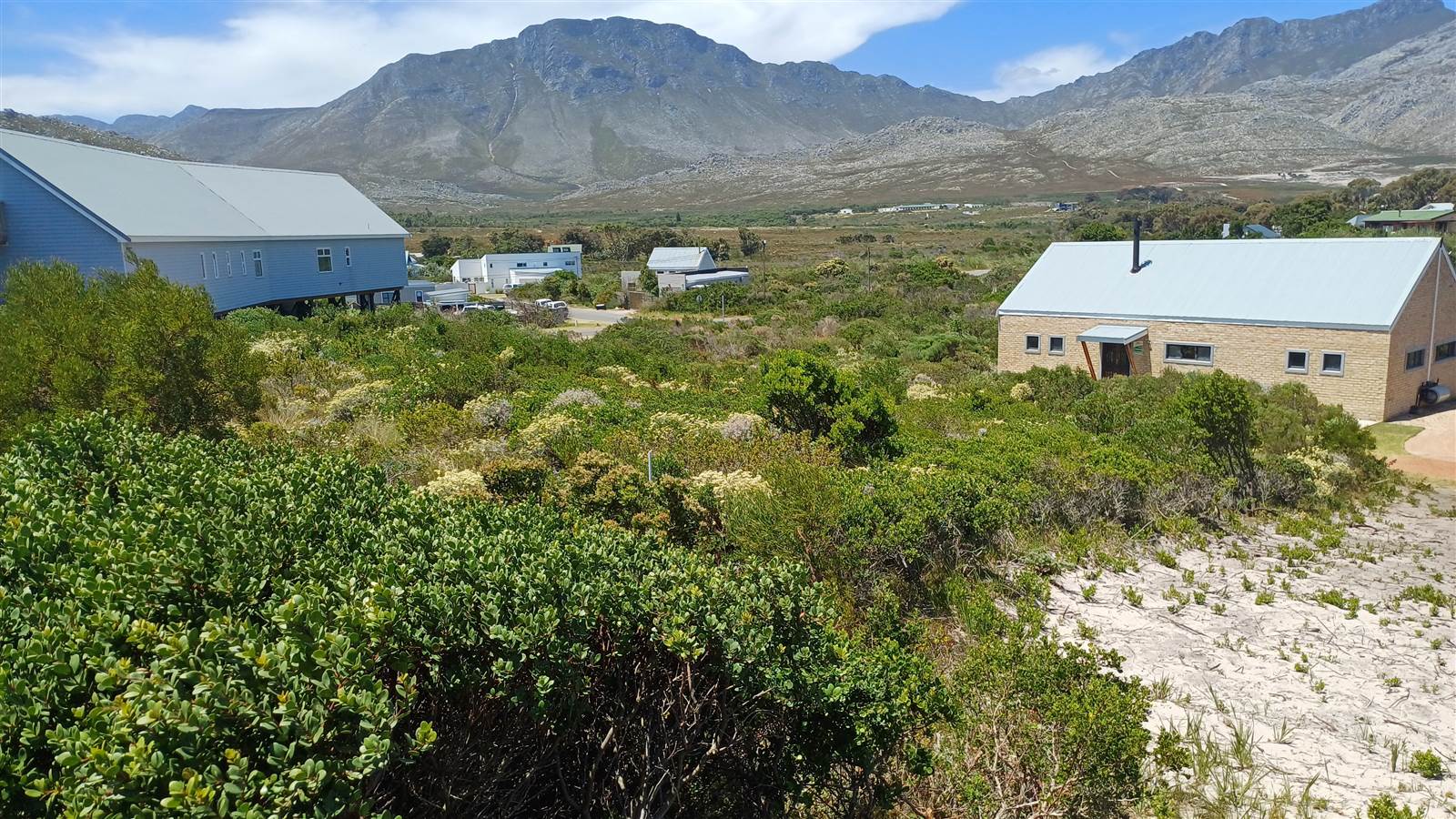 1000 m² Land available in Pringle Bay photo number 5