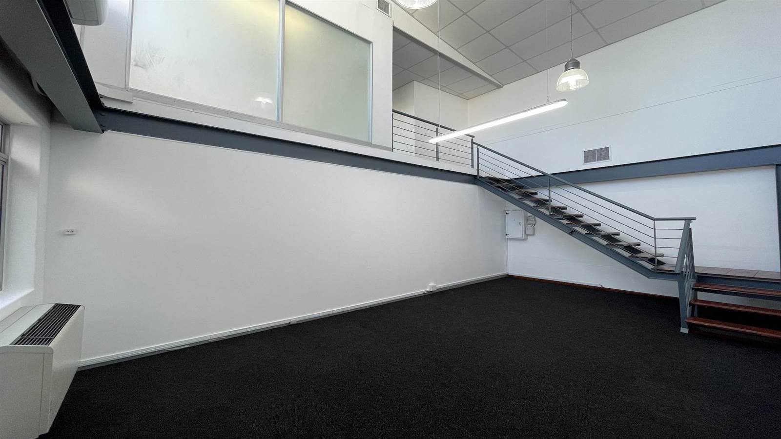 120  m² Commercial space in Tyger Valley photo number 4
