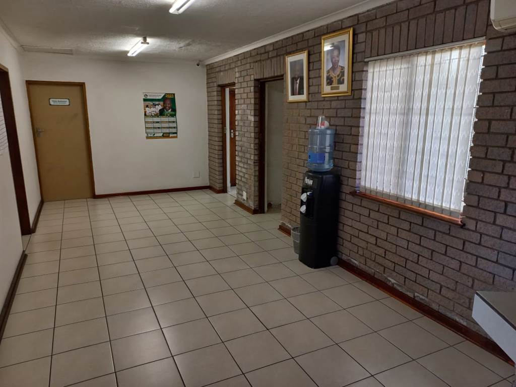 600  m² Industrial space in Pinetown Central photo number 6