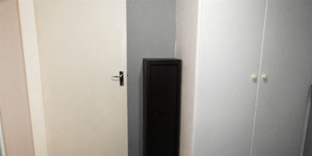 2 Bed Flat in Breaunanda photo number 15