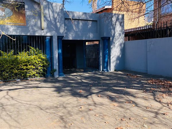 734 m² Commercial space 734 m² Commercial space