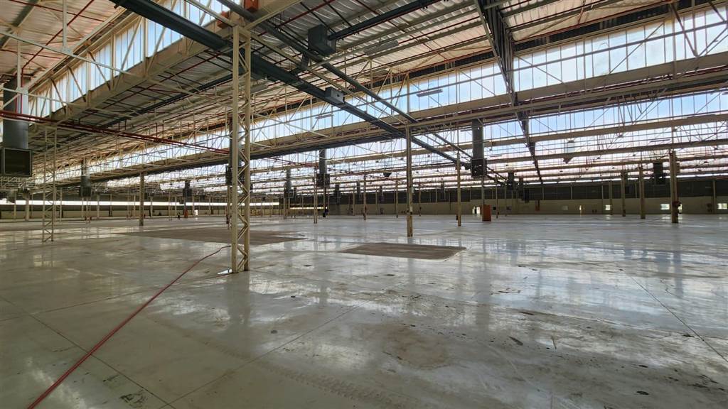 20000  m² Industrial space in Rosslyn photo number 21