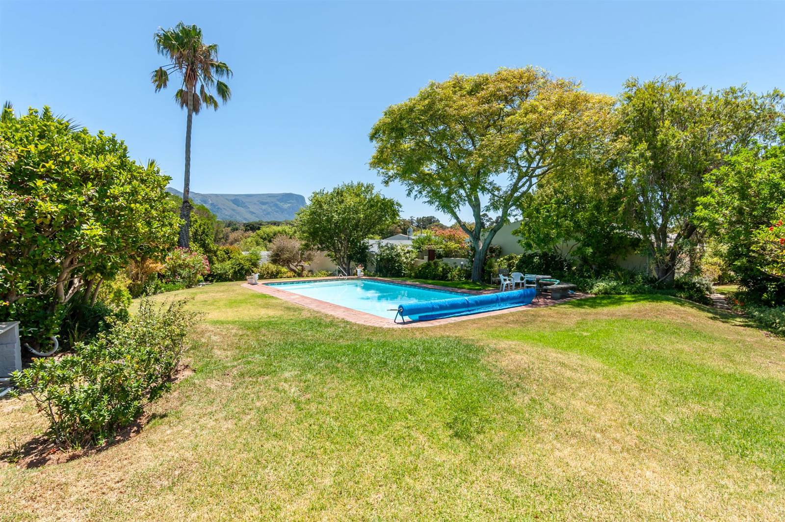 3 Bed House in Constantia Upper  photo number 27