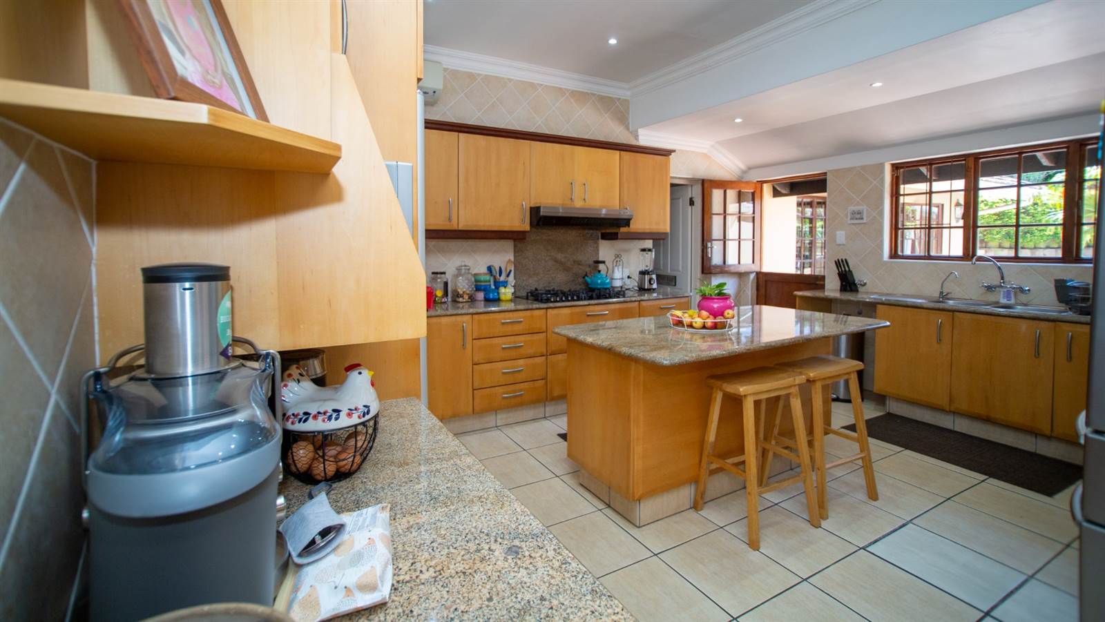 4 Bed House in Durban North photo number 9