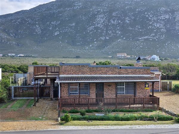 3 Bedroom House 3 Bedroom House
