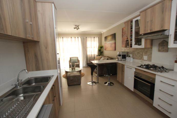 2 Bed Townhouse in Florauna photo number 4