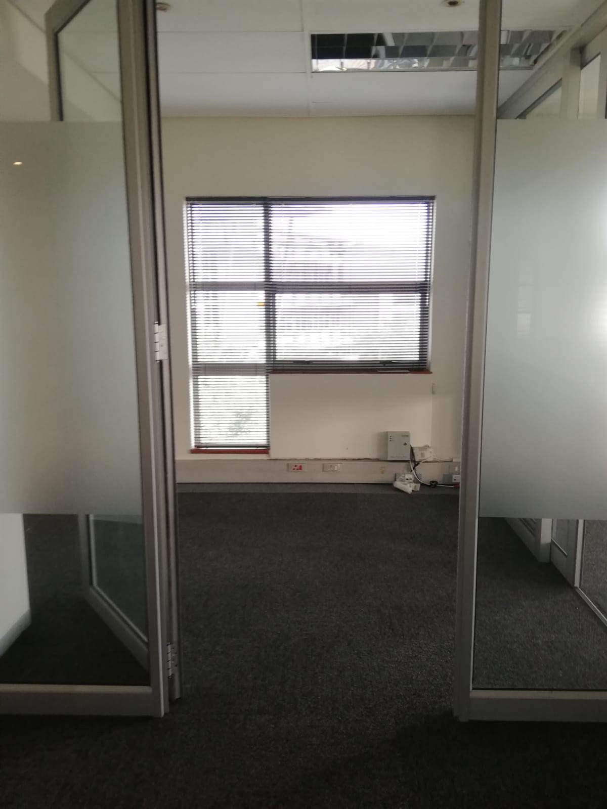 162.24  m² Office Space in Parow Central photo number 16
