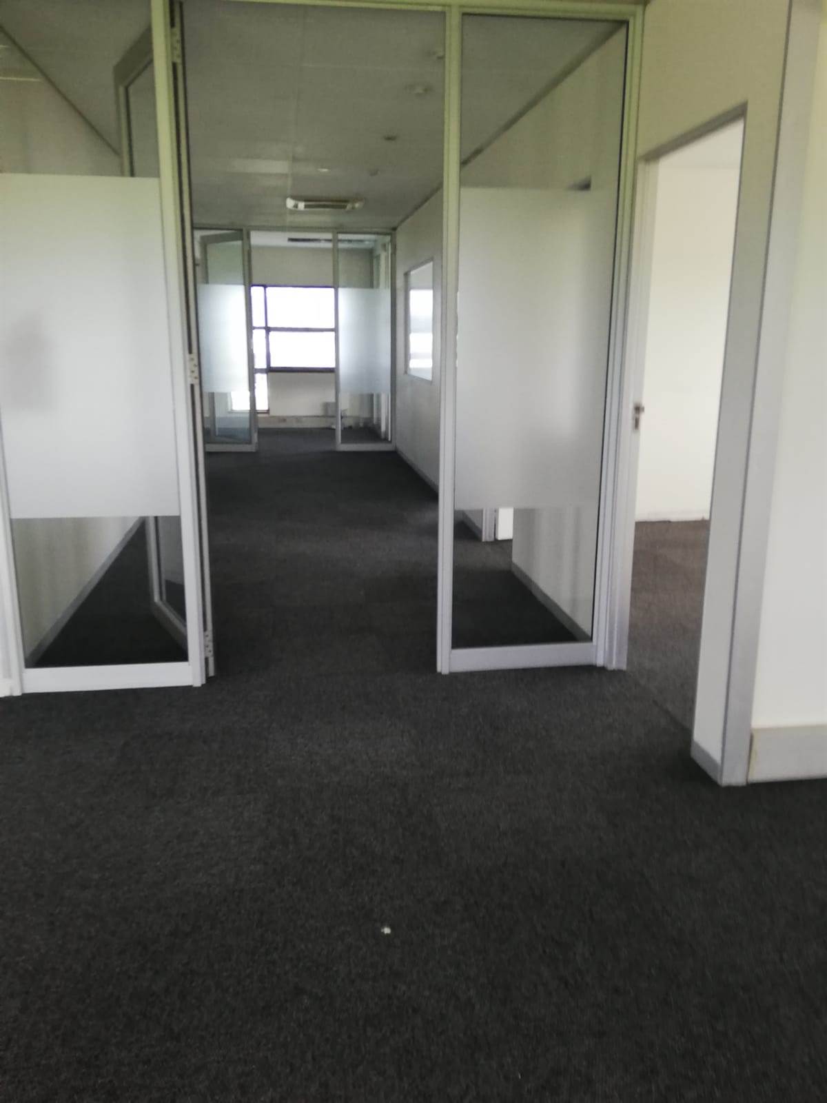 162.24  m² Office Space in Parow Central photo number 7