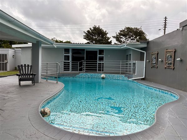 3 Bedroom House 3 Bedroom House