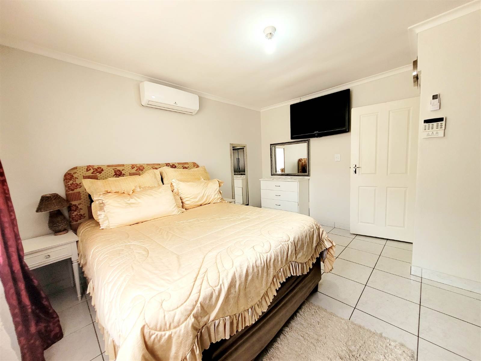 3 Bed Townhouse in Avoca photo number 11