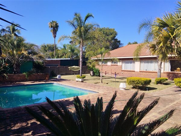 4 Bed House in Modimolle