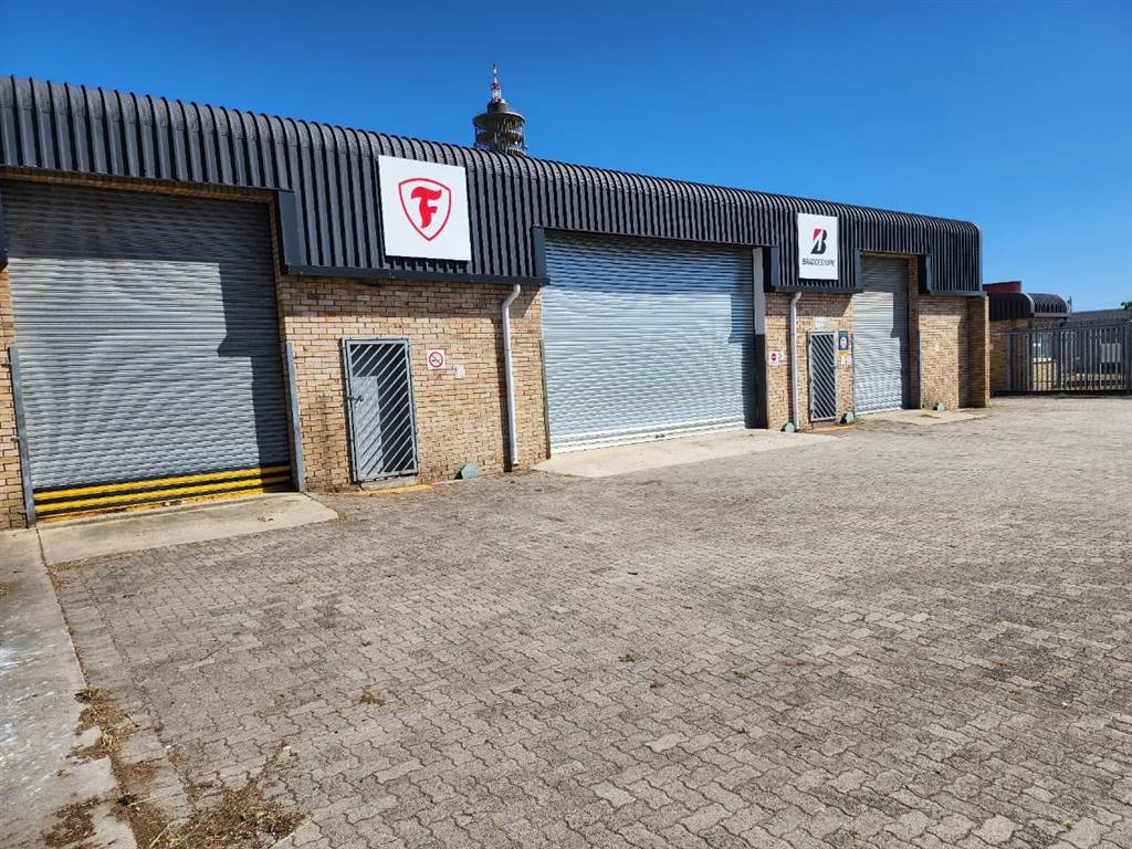 985  m² Industrial space in Framesby photo number 28