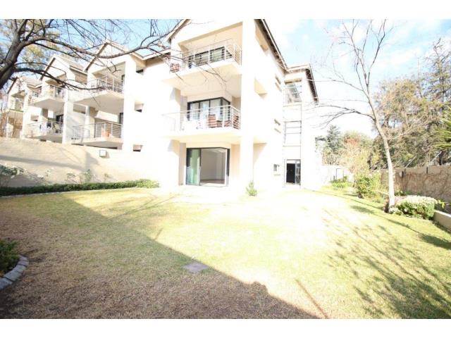 2 Bed Townhouse in Rosebank photo number 29