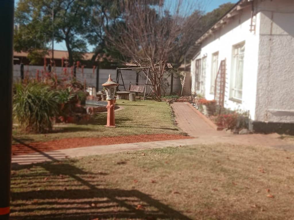 4 Bed House in Randfontein Central photo number 23
