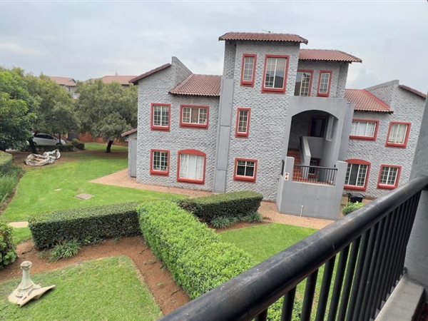 2 Bedroom Townhouse 2 Bedroom Townhouse