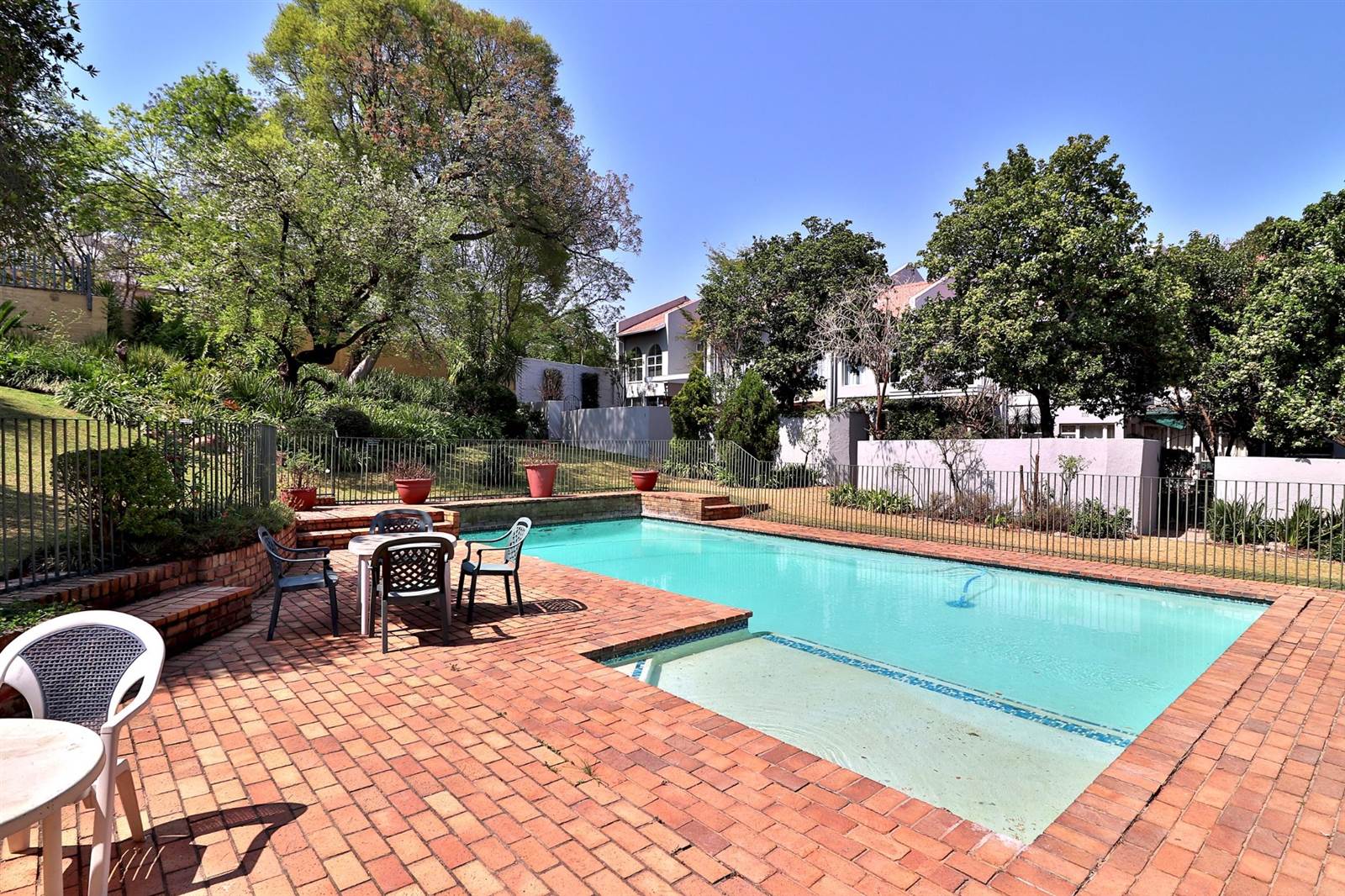 3 Bed Townhouse in Rivonia photo number 25