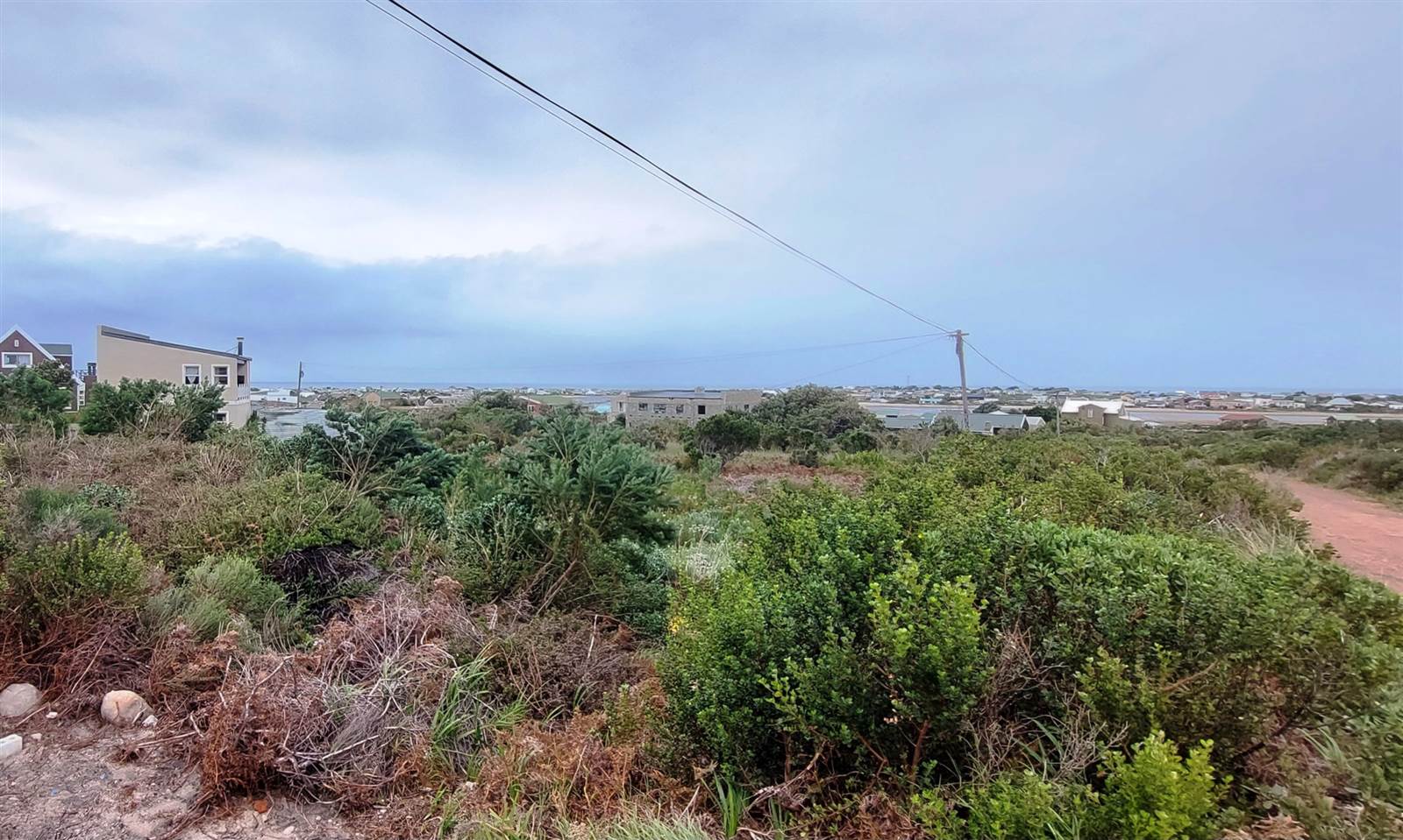 915 m² Land available in Bettys Bay photo number 8