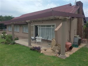 3 Bed House in Ravensklip