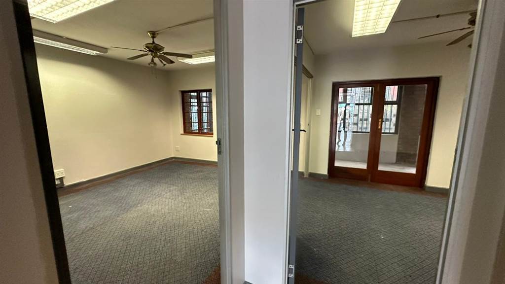117  m² Commercial space in Highveld photo number 6