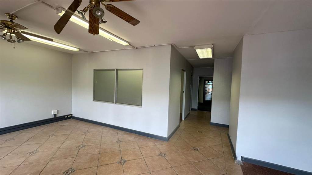 117  m² Commercial space in Highveld photo number 5