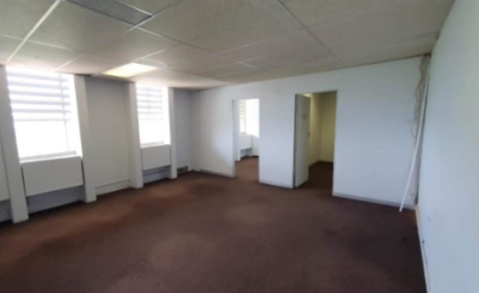 125  m² Office Space in Lynnwood photo number 4