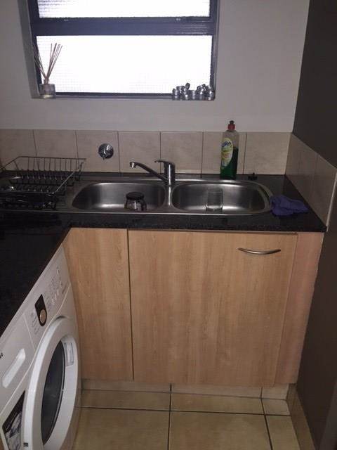 1 Bed Flat in Sunninghill photo number 4