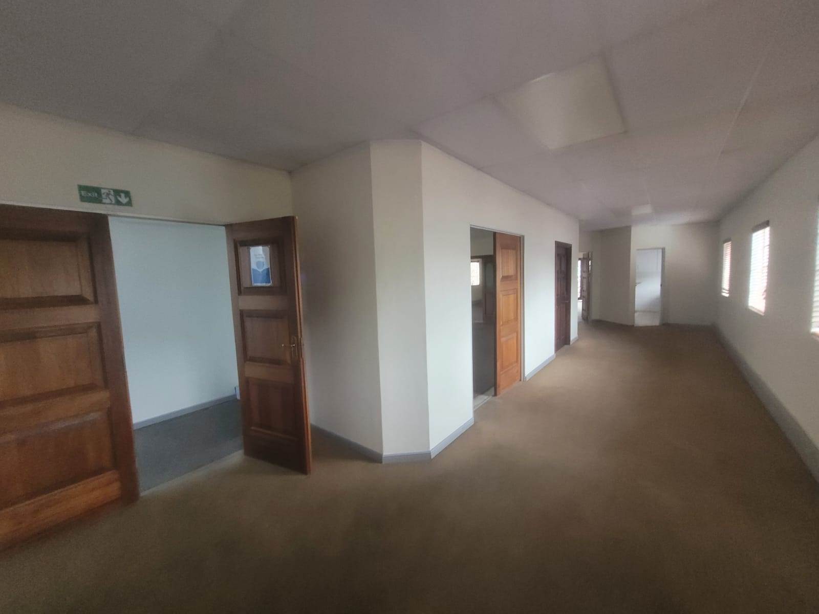 140  m² Commercial space in Kempton Park Central photo number 15