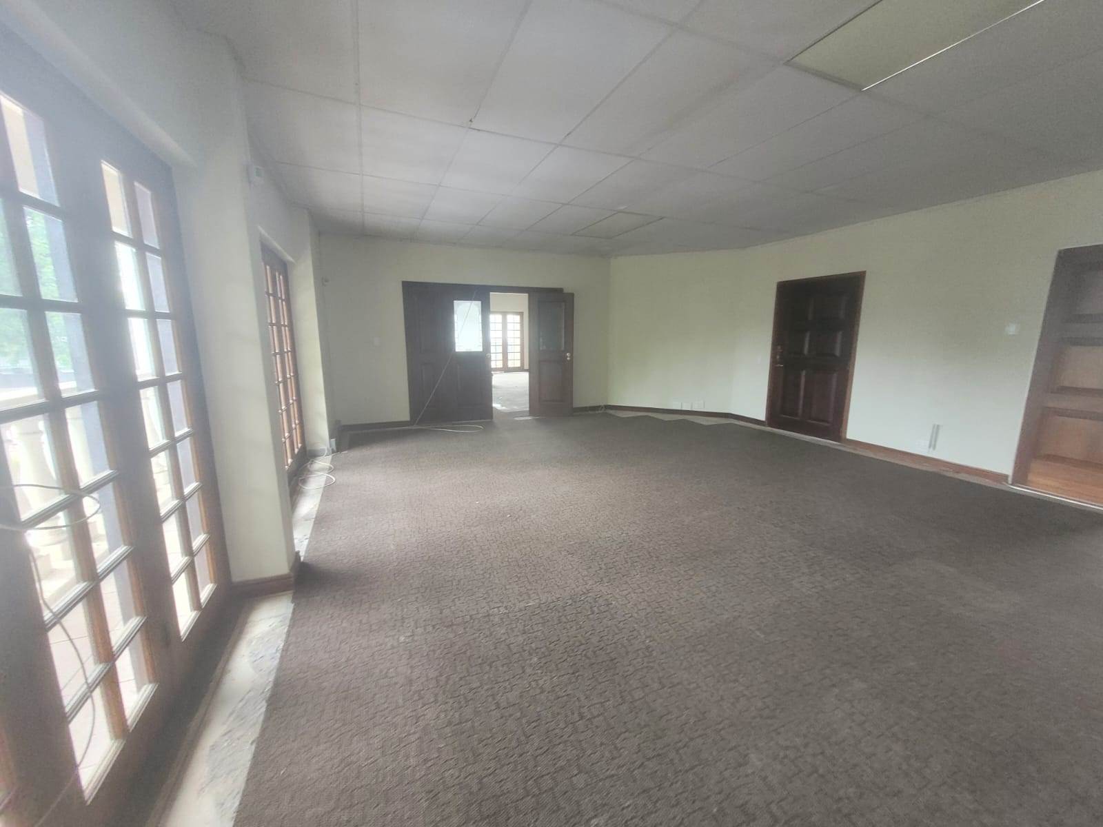 140  m² Commercial space in Kempton Park Central photo number 8