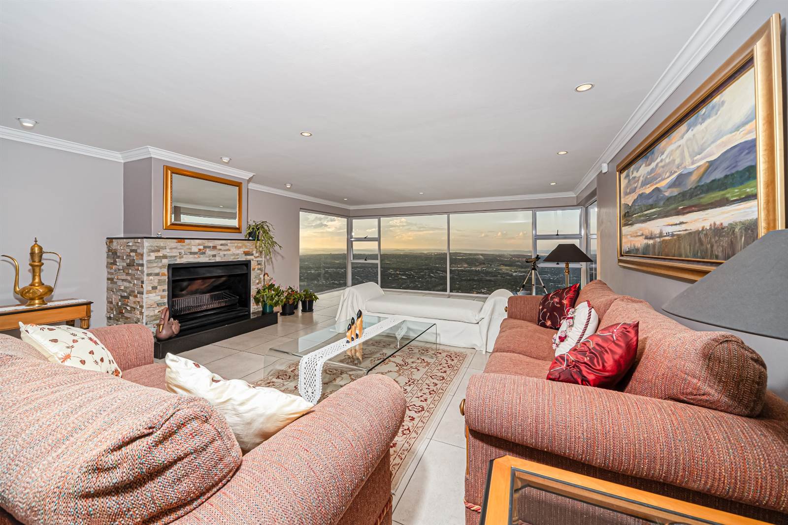 4 Bed House in Northcliff photo number 6
