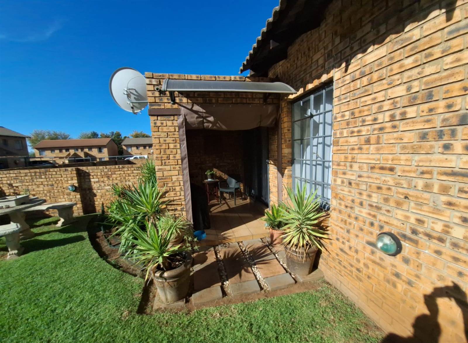 2 Bed Townhouse in Klipwater photo number 26