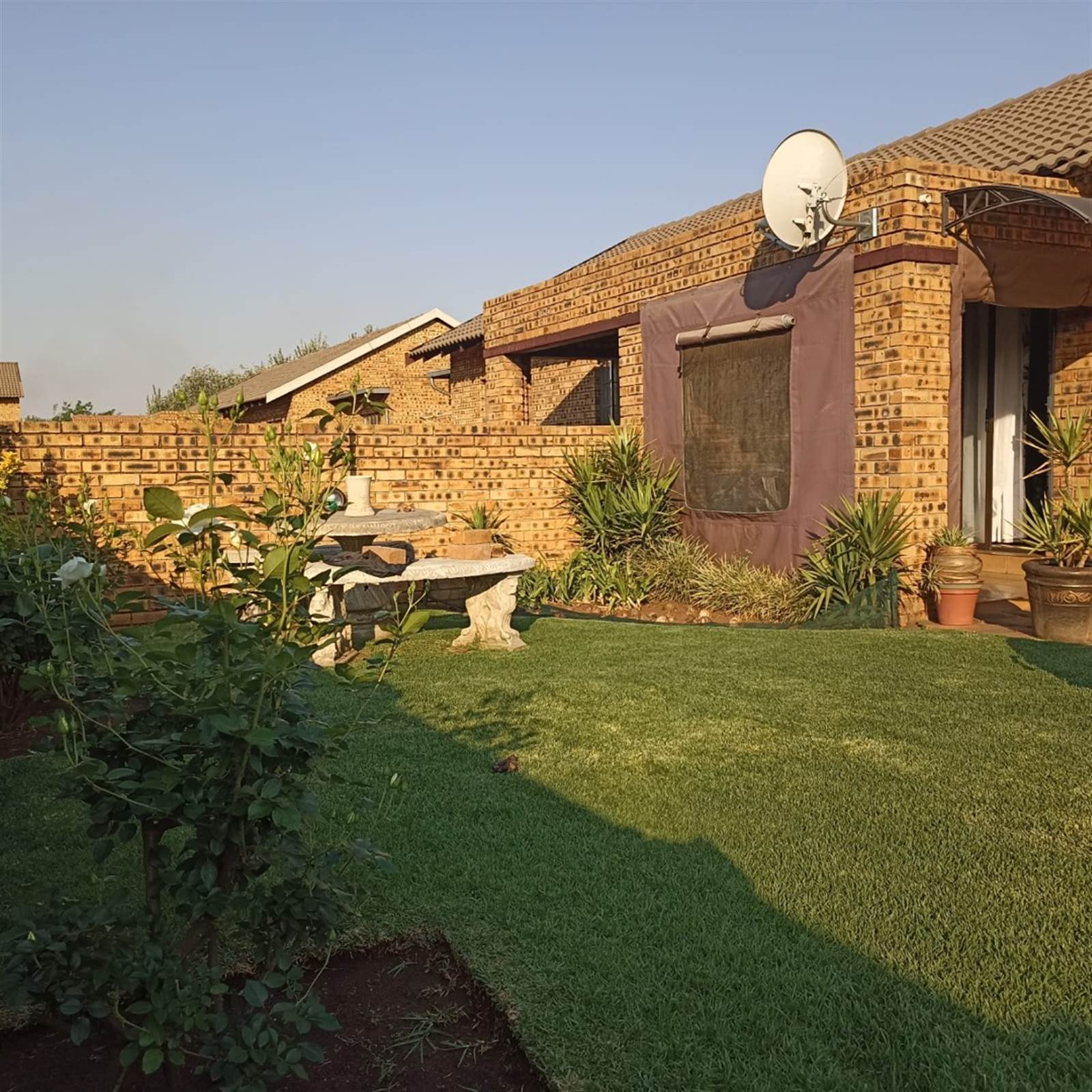 2 Bed Townhouse in Klipwater photo number 3