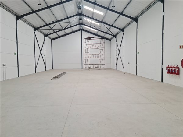 485  m² Industrial space