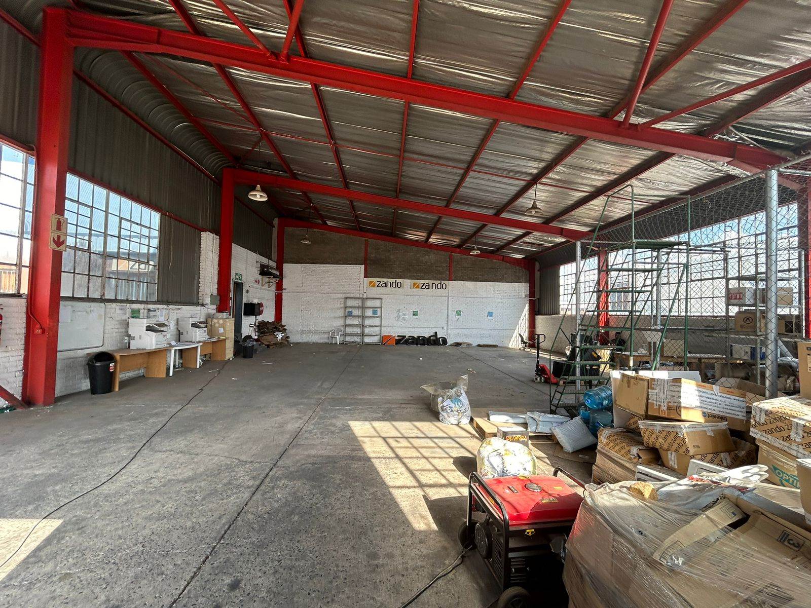 326  m² Industrial space in Bartlett photo number 5