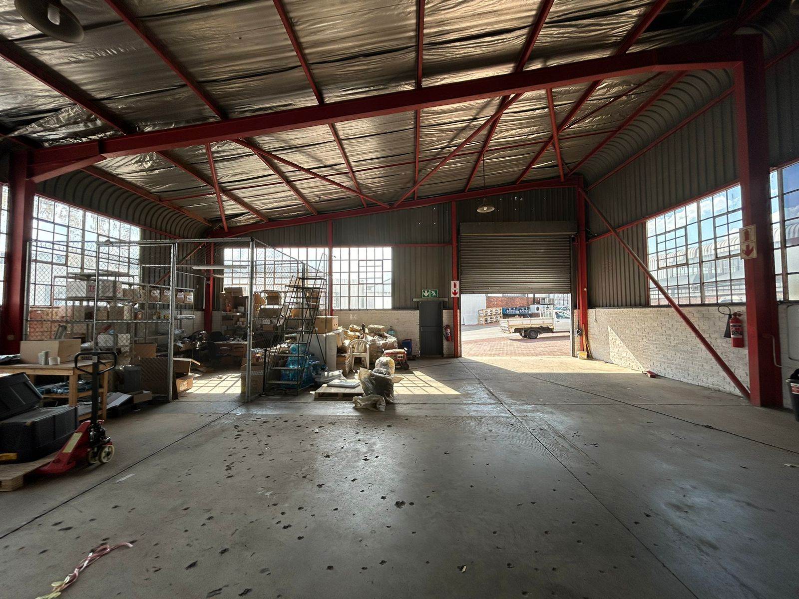 326  m² Industrial space in Bartlett photo number 7