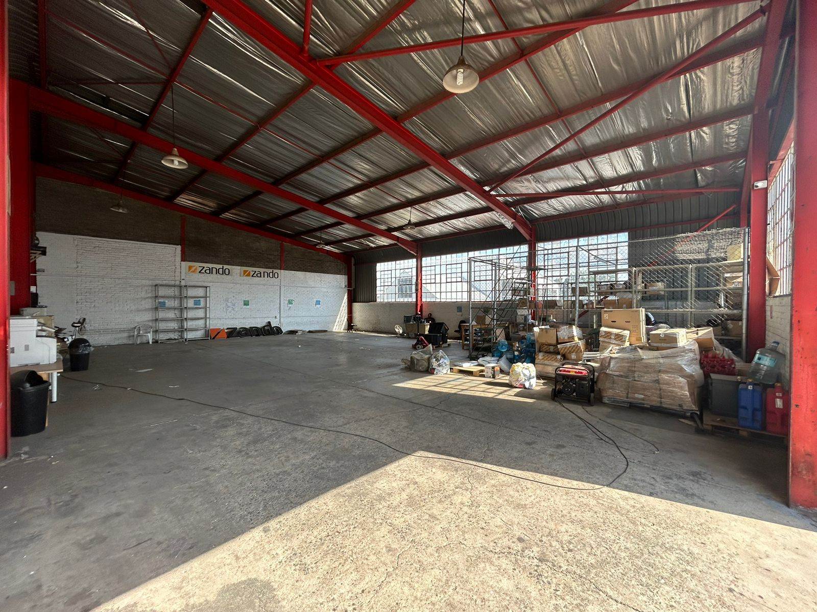 326  m² Industrial space in Bartlett photo number 4