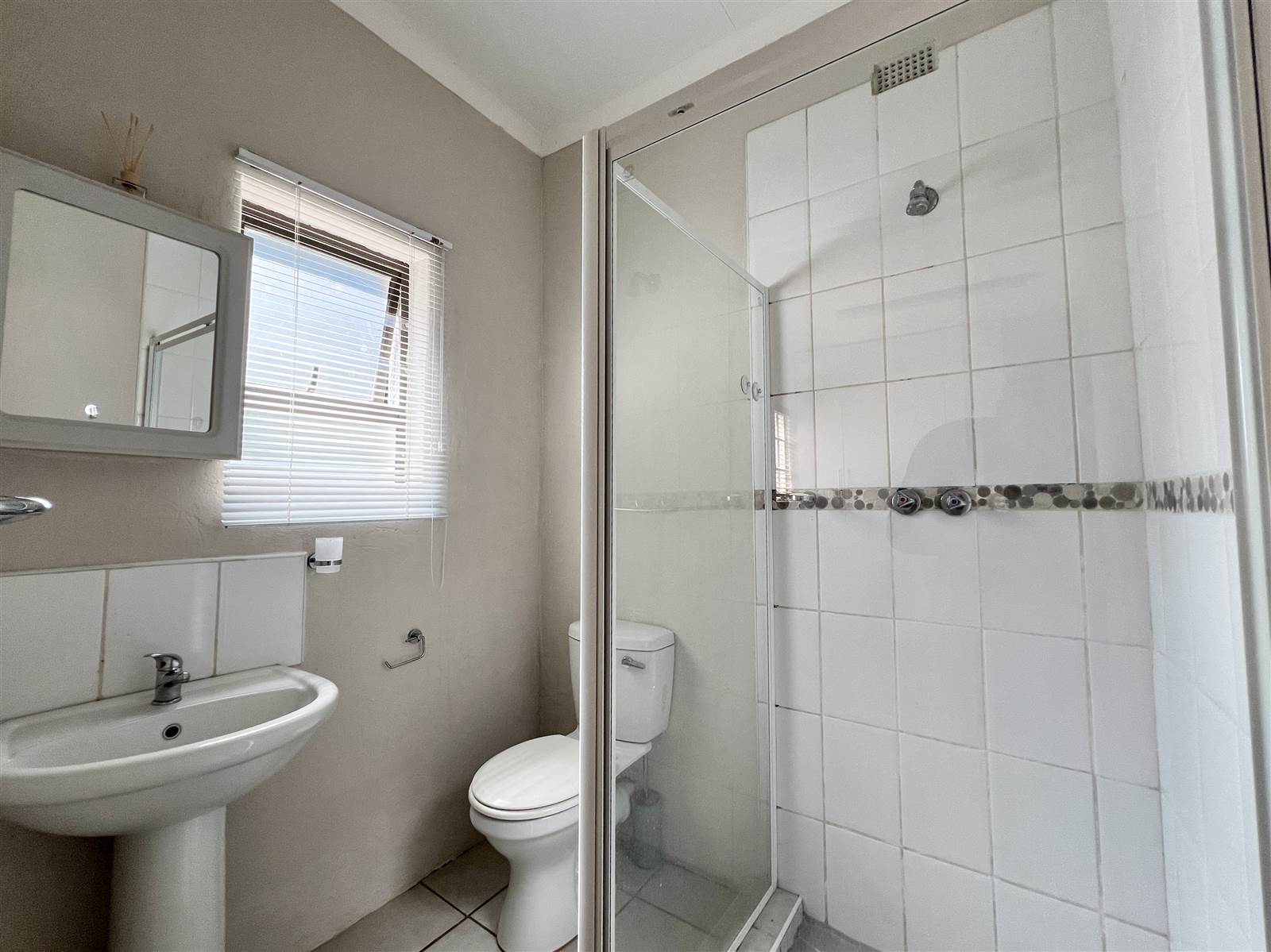1 Bed Flat in Athlone photo number 6