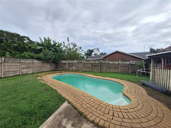 4 Bedroom House 4 Bedroom House