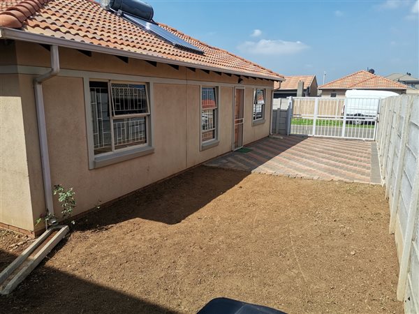 3 Bedroom House 3 Bedroom House