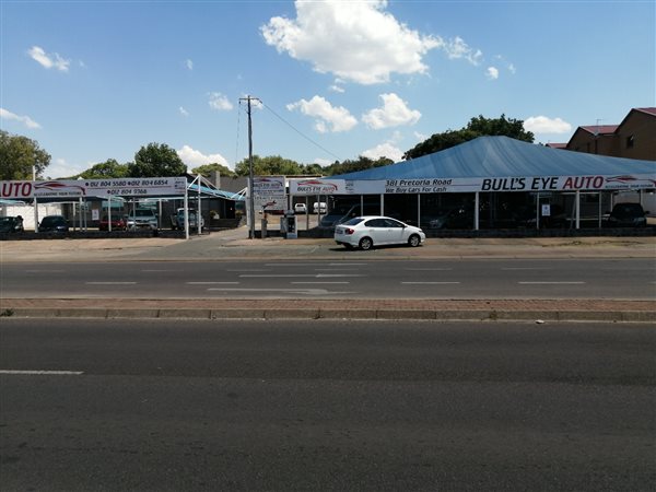 650  m² Commercial space