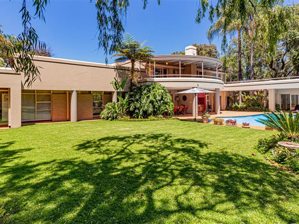 5 Bedroom House