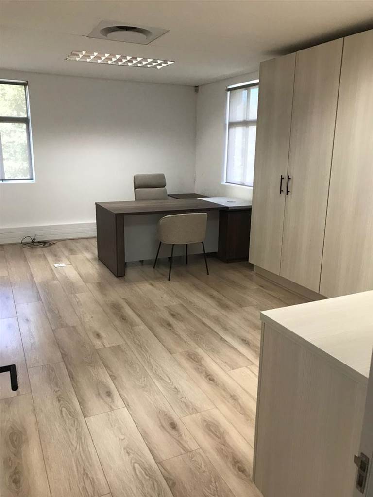 40  m² Office Space in Dainfern photo number 18