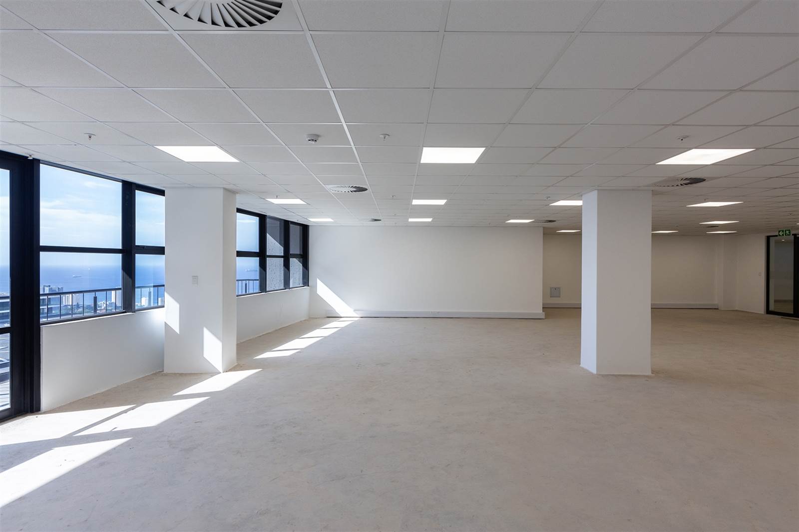 232  m² Commercial space in Umhlanga Ridge photo number 8