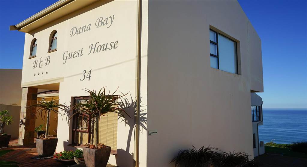 7 Bed House in Dana Bay photo number 3