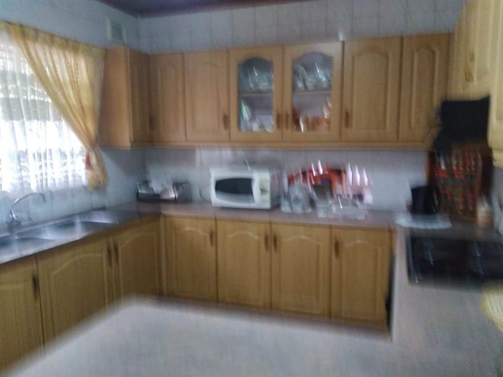 3 Bed House in Kharwastan photo number 7