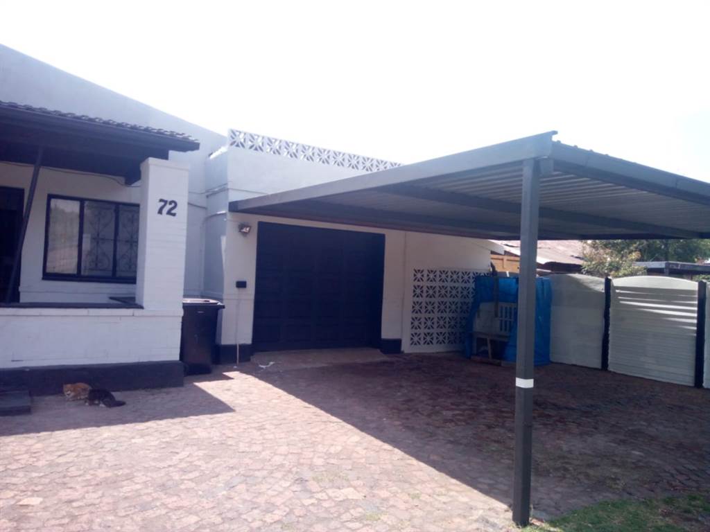 4 Bed House in Boksburg North photo number 2
