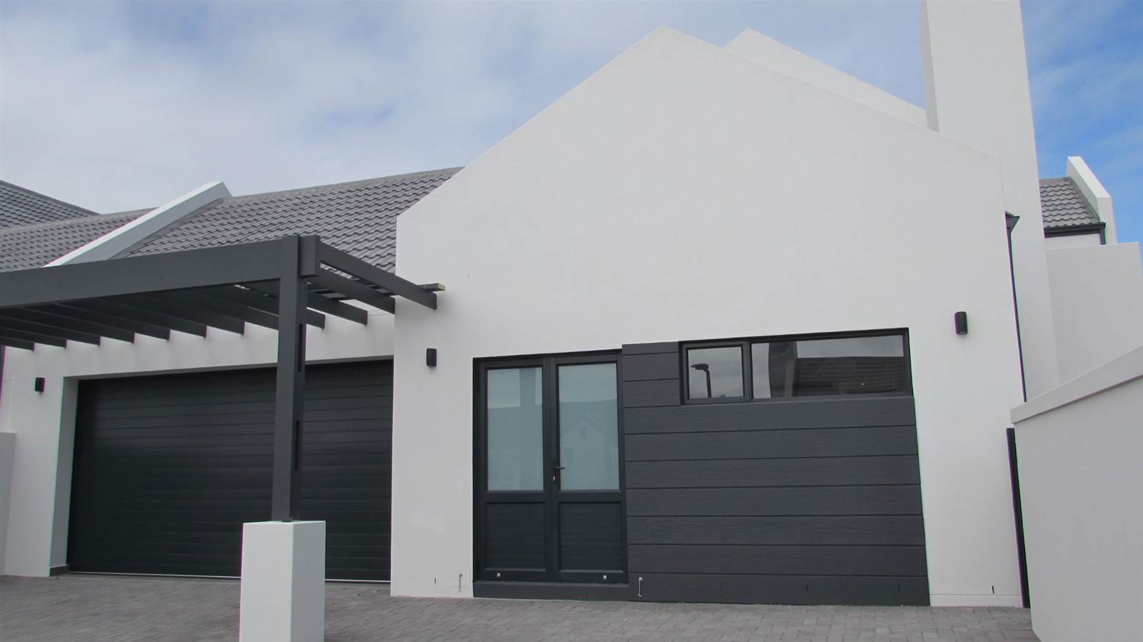3 Bed House in Yzerfontein photo number 21