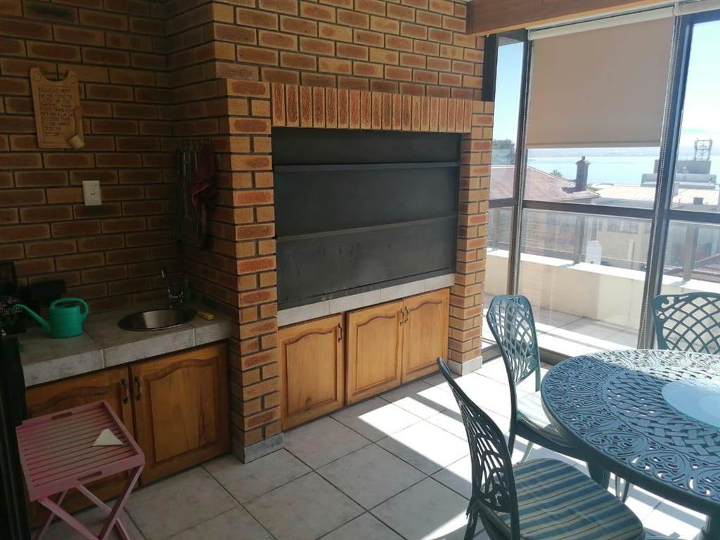 3 Bed Apartment in Mossel Bay Central photo number 14
