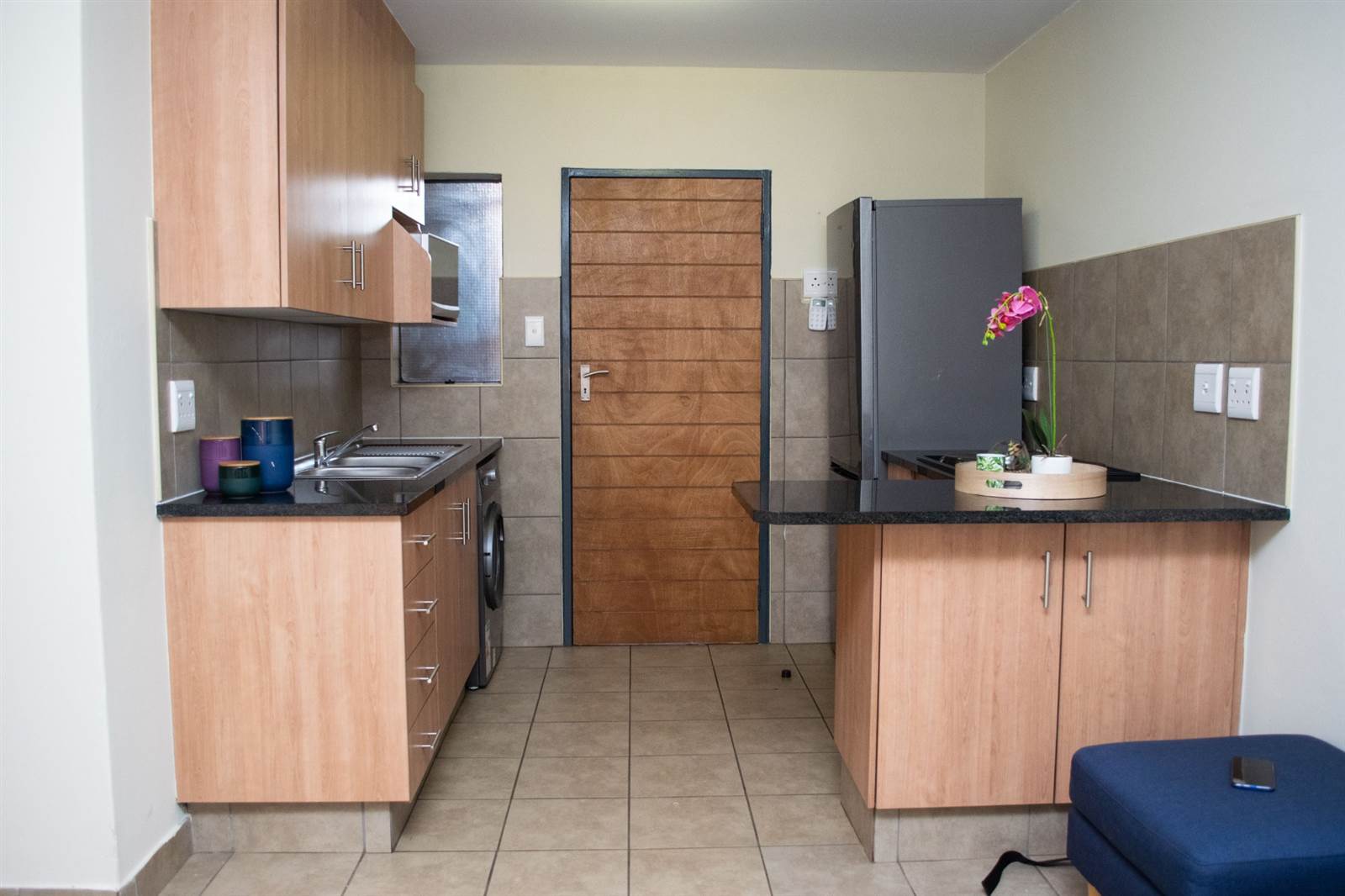 2 Bed Townhouse in Lenasia photo number 1
