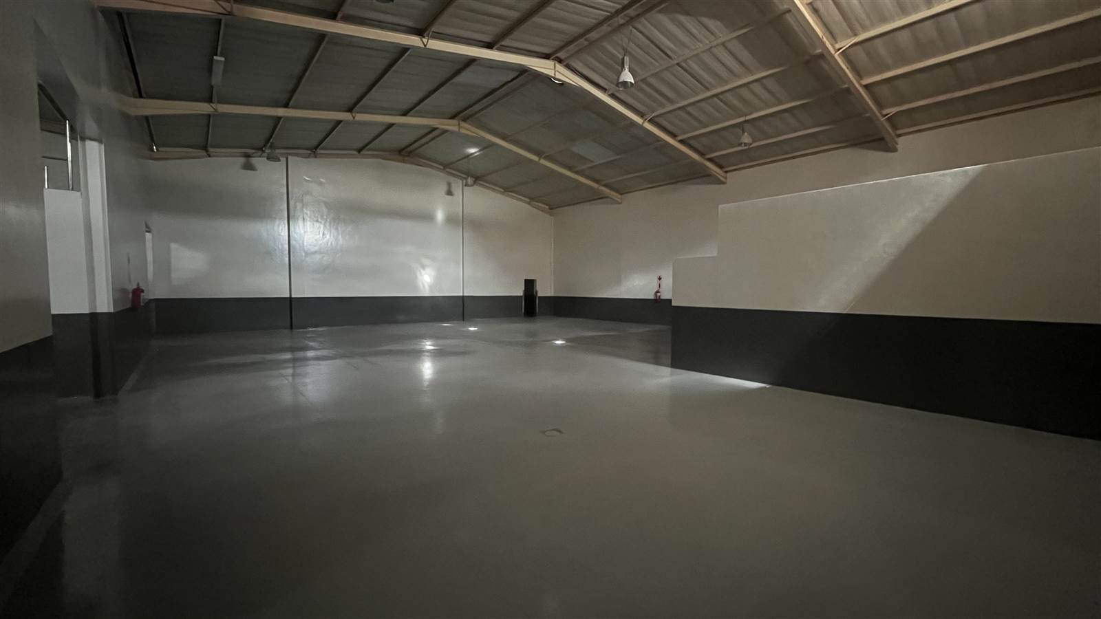 884  m² Industrial space in Lyttelton Manor photo number 4