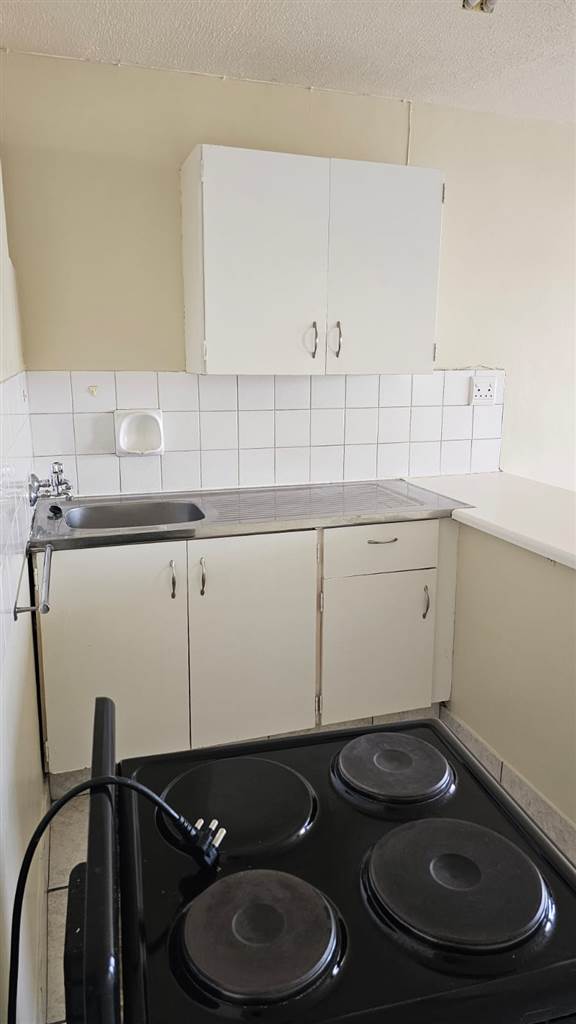 1 Bed Apartment in Hatfield photo number 1
